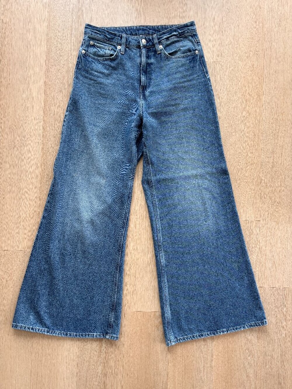 H&M High Rise Wide Leg Jeans Medium Wash